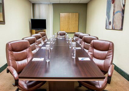 Inn Comfort Cranberry Twp 2*